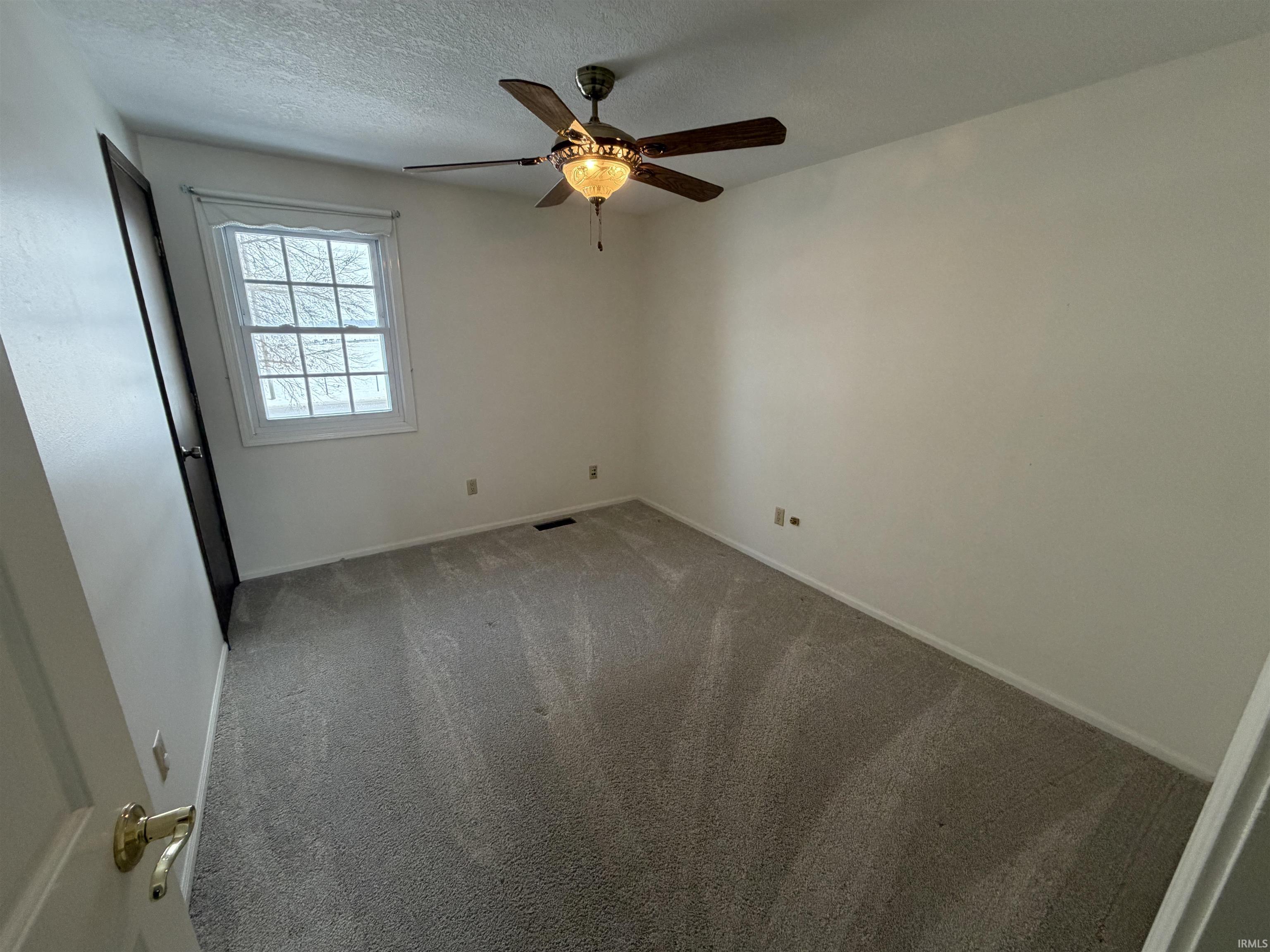 14615 Spencerville Road Grabill, IN 46741 - Photo 23 of 36