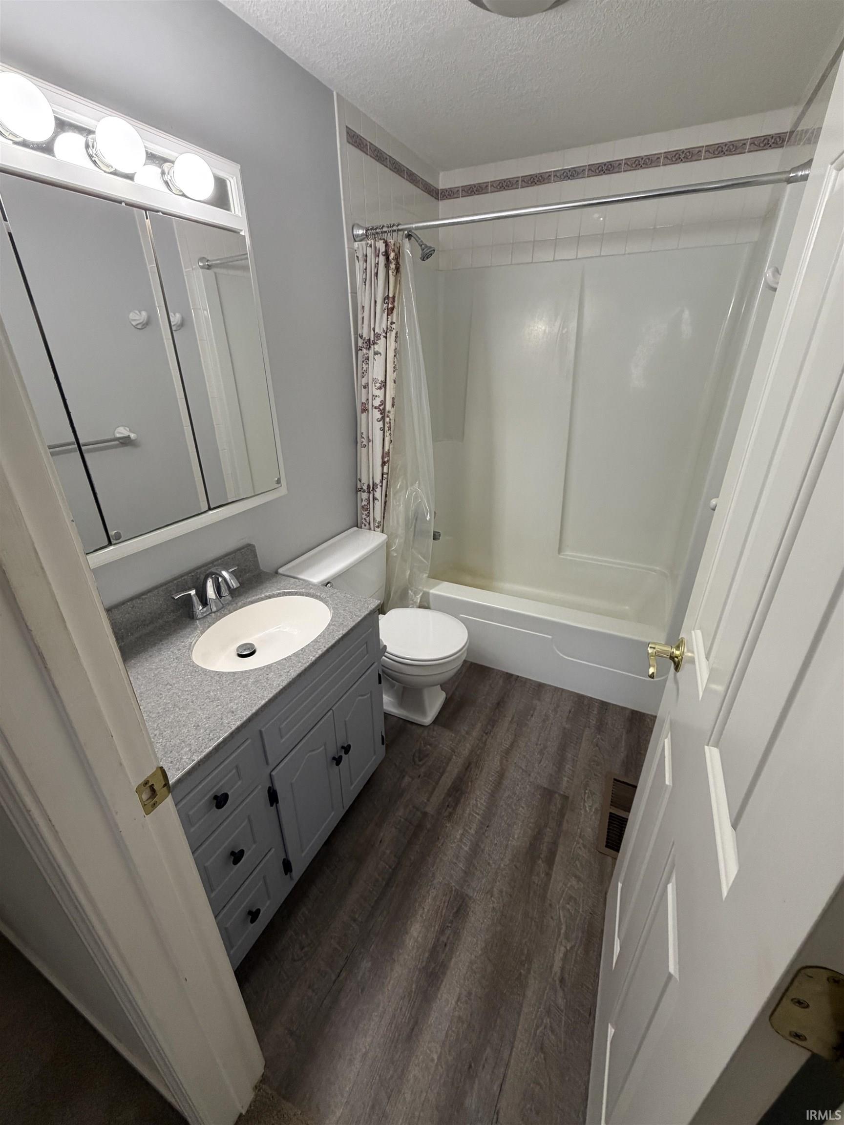 14615 Spencerville Road Grabill, IN 46741 - Photo 27 of 36