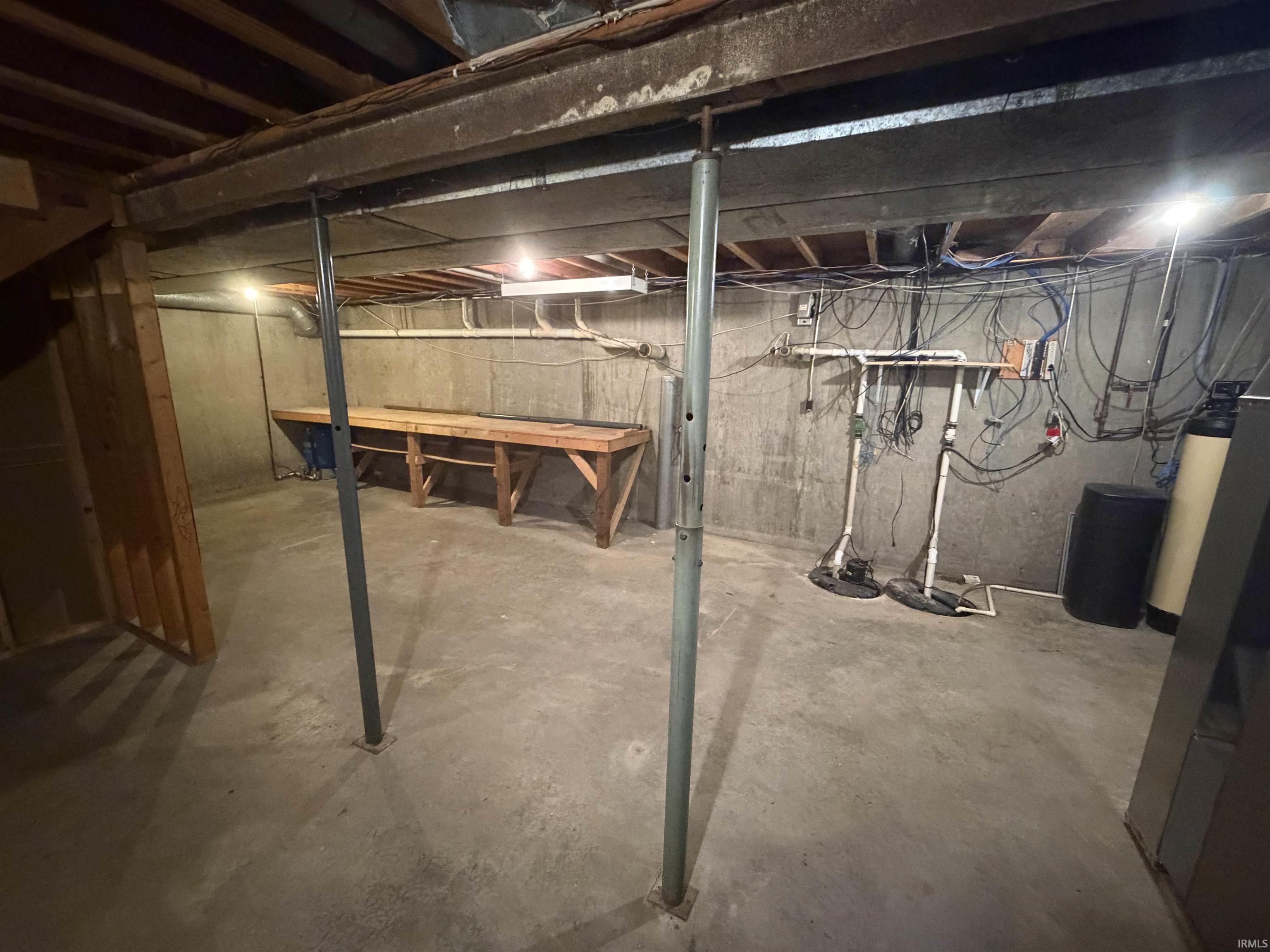 14615 Spencerville Road Grabill, IN 46741 - Photo 32 of 36