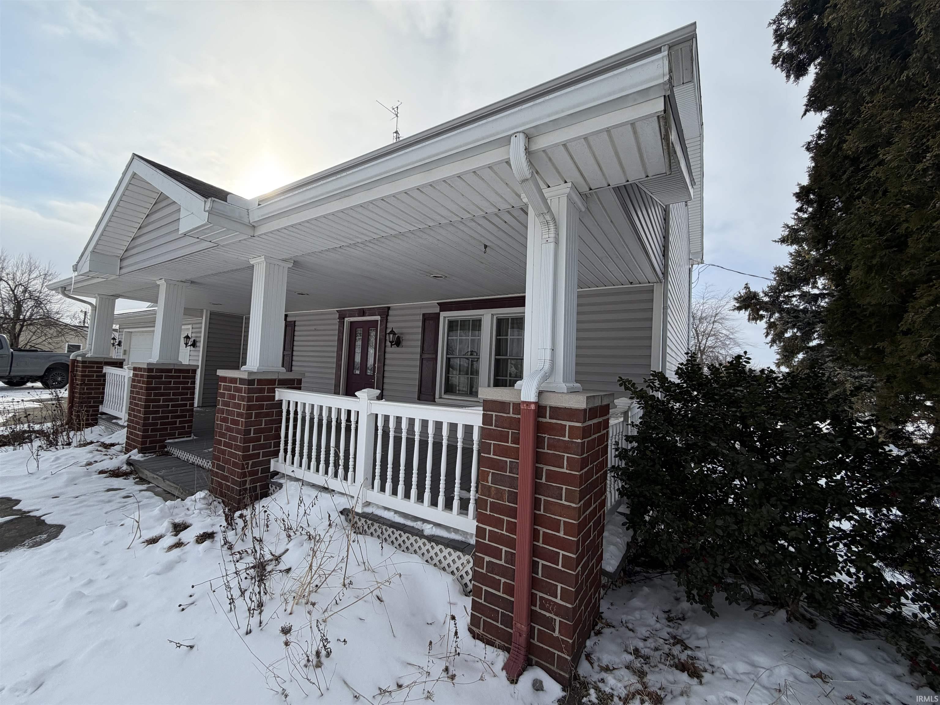 14615 Spencerville Road Grabill, IN 46741 - Photo 4 of 36