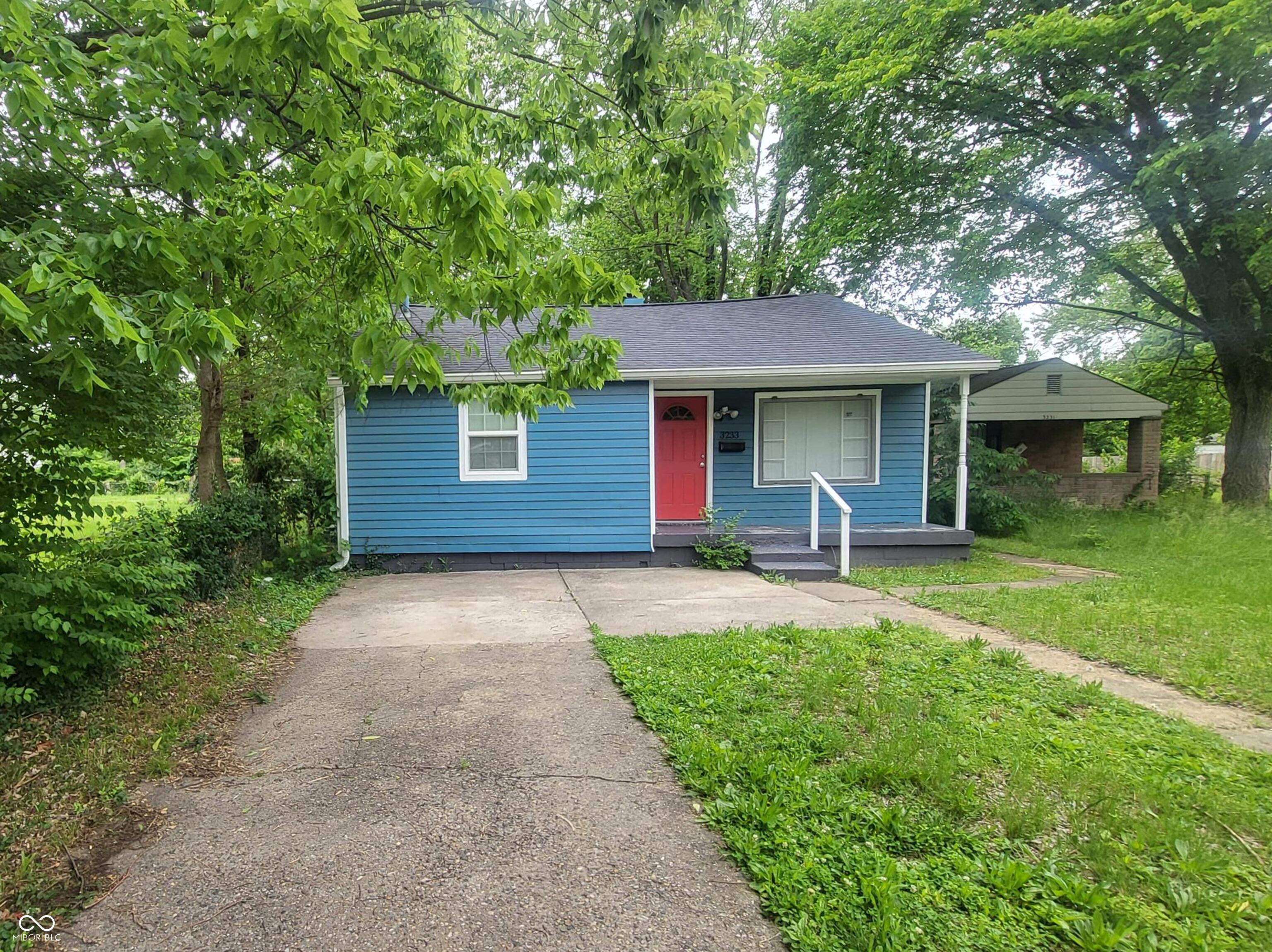 3233 Ralston Avenue Indianapolis, IN 46218 - Photo 2 of 8