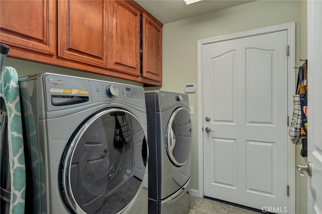36 Phyllis Court Chico, CA 95928 - Photo 24 of 41 Laundry