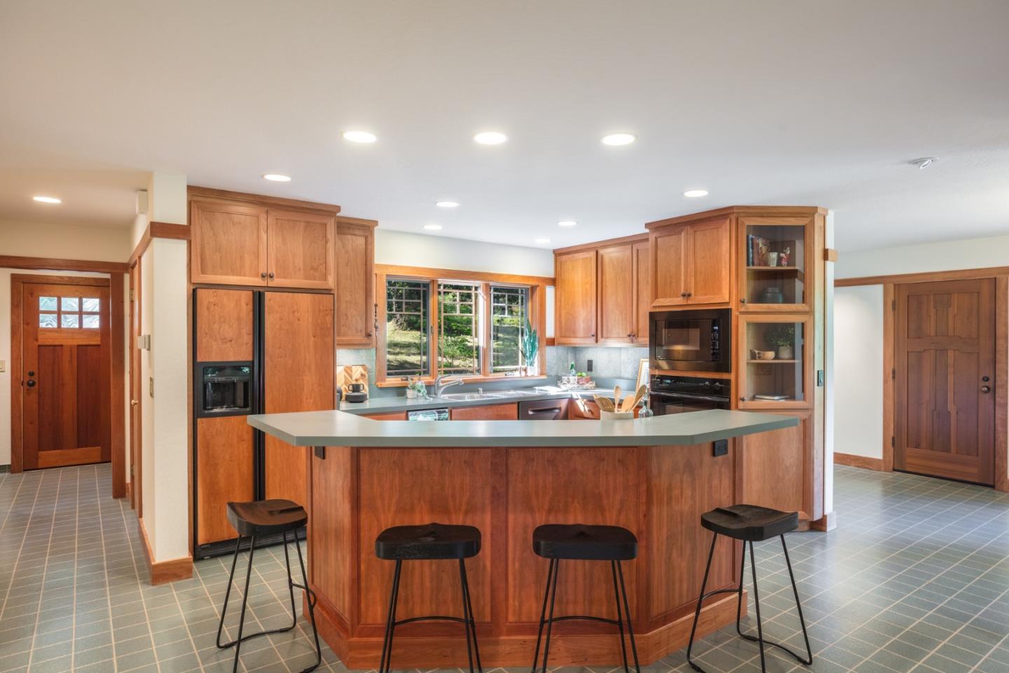 205 Quail Ridge Road Scotts Valley, CA 95066 - Photo 21 of 40 Gallery Image 21
