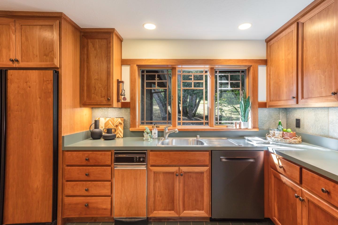 205 Quail Ridge Road Scotts Valley, CA 95066 - Photo 22 of 40 Gallery Image 22
