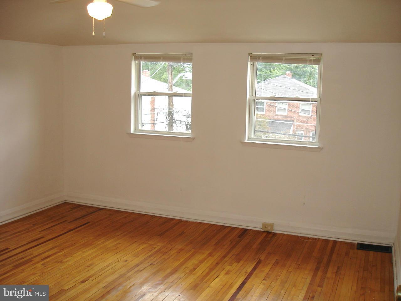 1658 Yakona Road Baltimore, MD 21286 - Photo 9 of 23 Bedroom