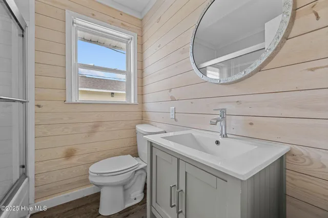 $785,000 | 1027 South Shore Drive, Surf City, NC 28445