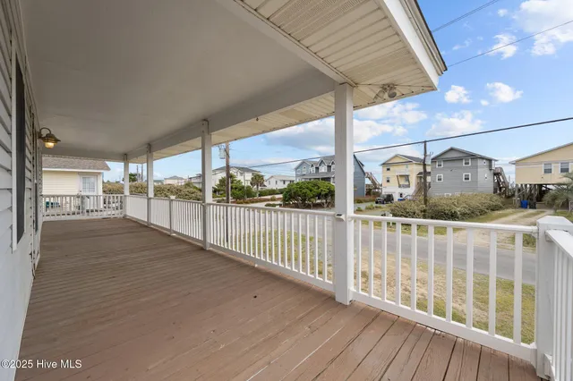 $785,000 | 1027 South Shore Drive, Surf City, NC 28445