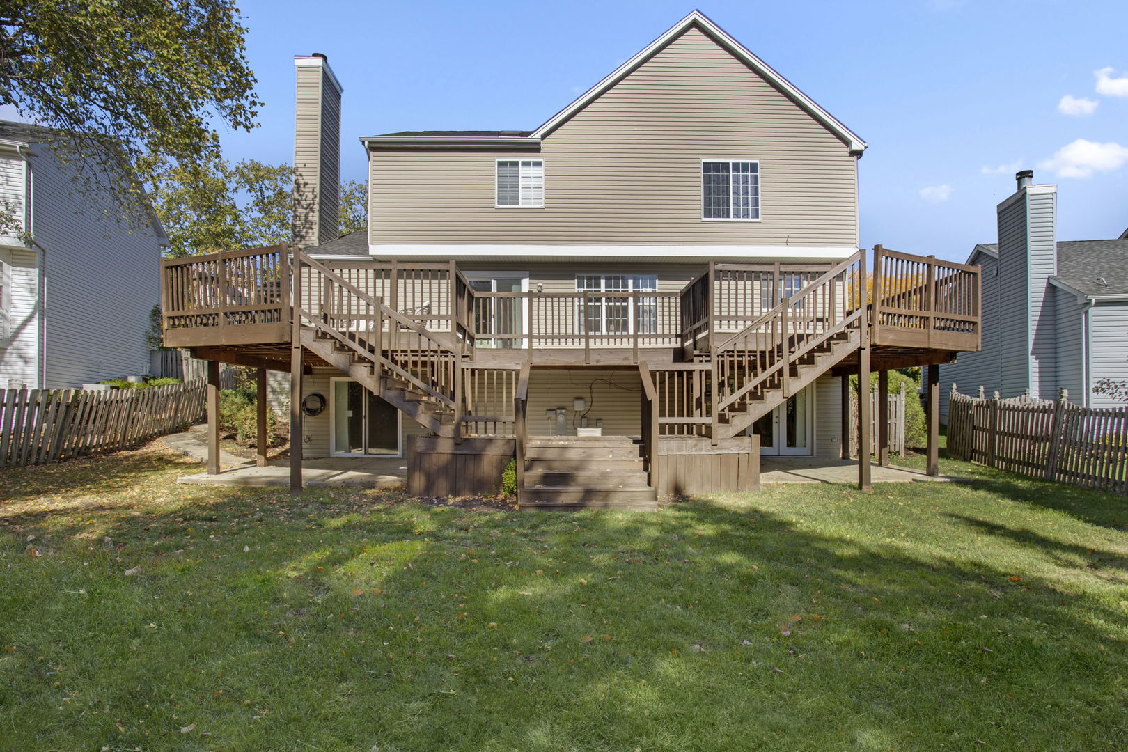 754 Huntington Drive Carol Stream, IL 60188 - Photo 25 of 29 a view of a house with a yard and sitting area