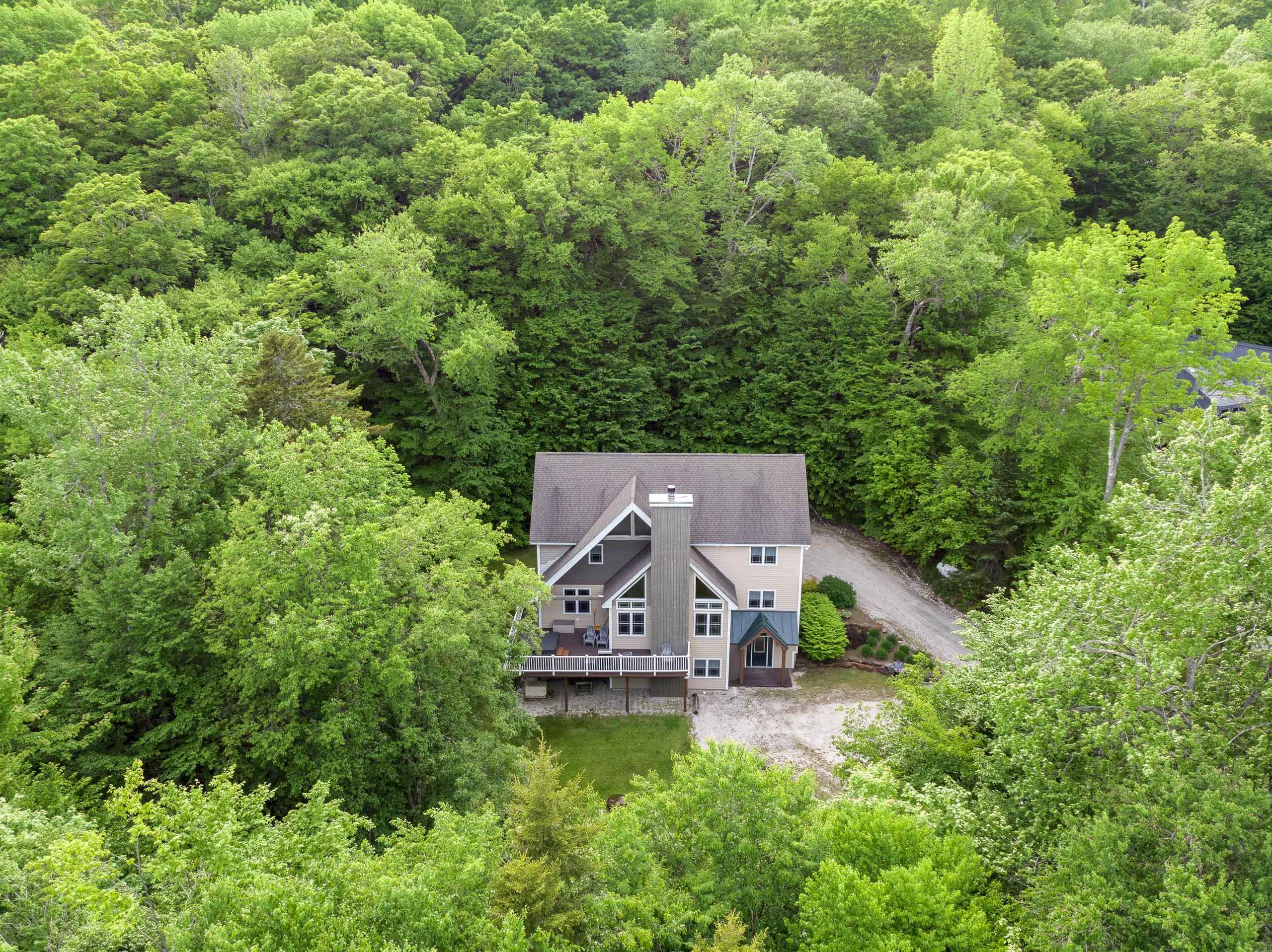 563 Rim Road Killington, VT 05751 - Photo 4 of 59