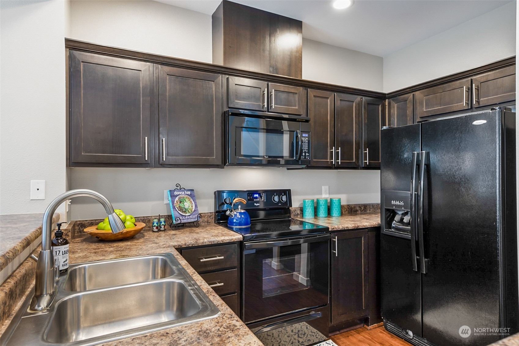 1900 Weaver Road, Unit E101 Snohomish, WA 98290 - Photo 11 of 39 Gallery Image 11
