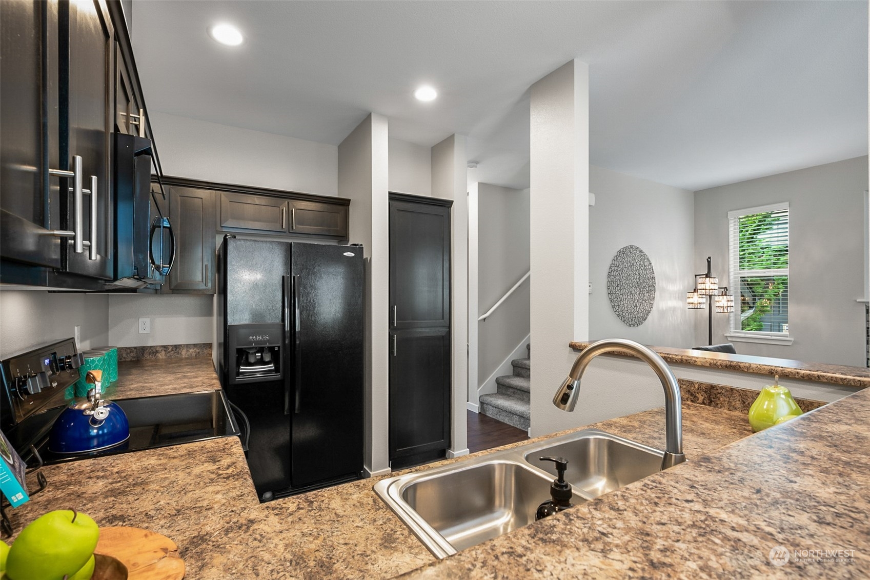 1900 Weaver Road, Unit E101 Snohomish, WA 98290 - Photo 12 of 39 Gallery Image 12