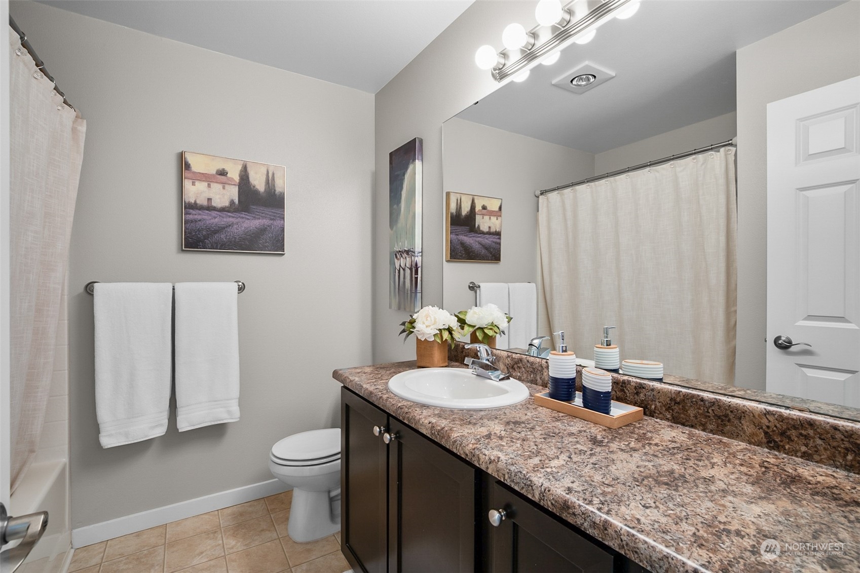 1900 Weaver Road, Unit E101 Snohomish, WA 98290 - Photo 31 of 39 Gallery Image 31