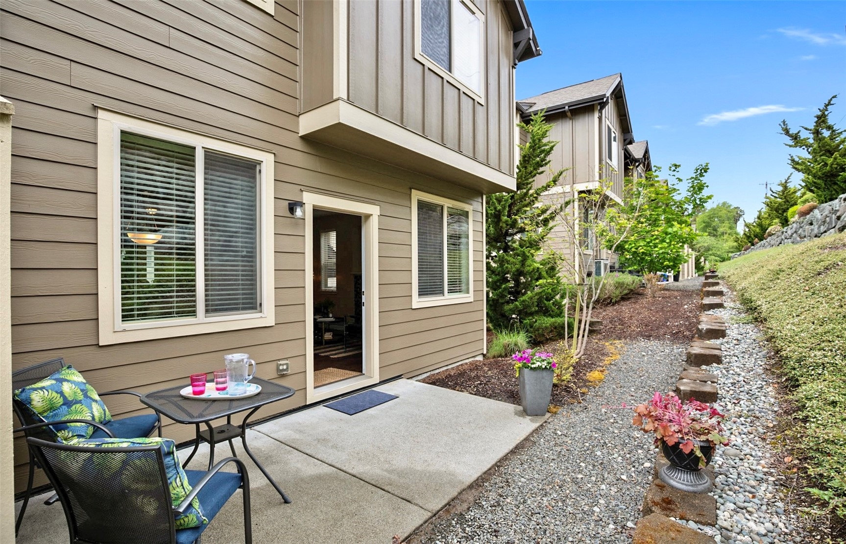 1900 Weaver Road, Unit E101 Snohomish, WA 98290 - Photo 36 of 39 Gallery Image 36