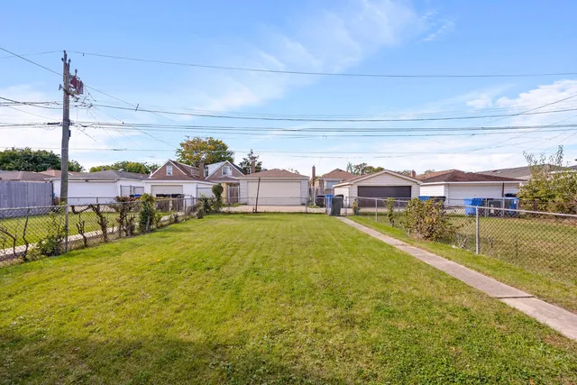 $199,900 | 9018 South Ridgeland Avenue, Chicago, IL 60617