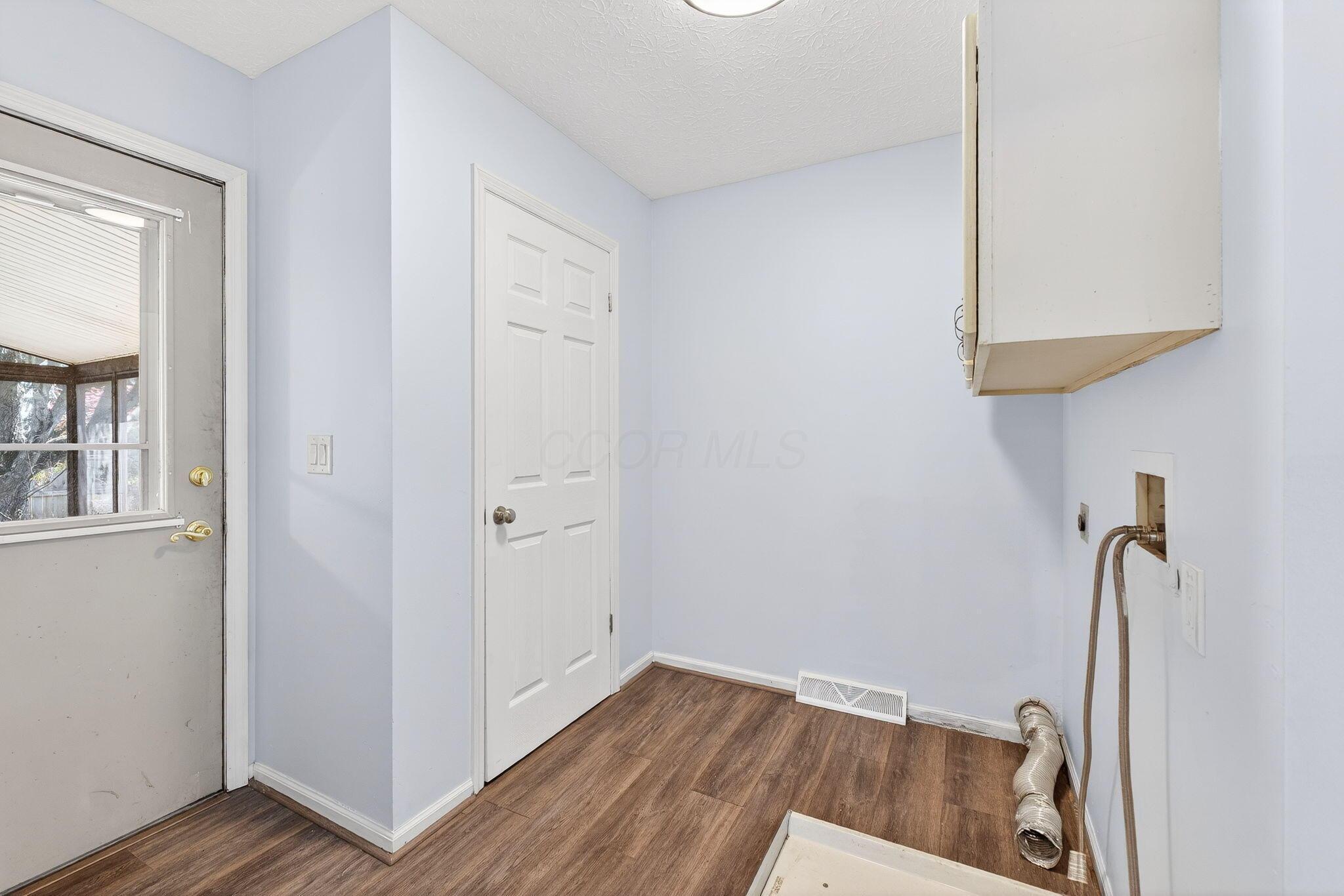 4985 Dellen Road Groveport, OH 43125 - Photo 45 of 60 4985 Dellen Rd (Interior)-27