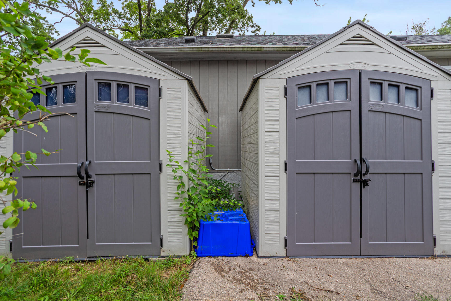 5638 West Peninsula Road Waterford, WI 53185 - Photo 41 of 70 two storage sheds