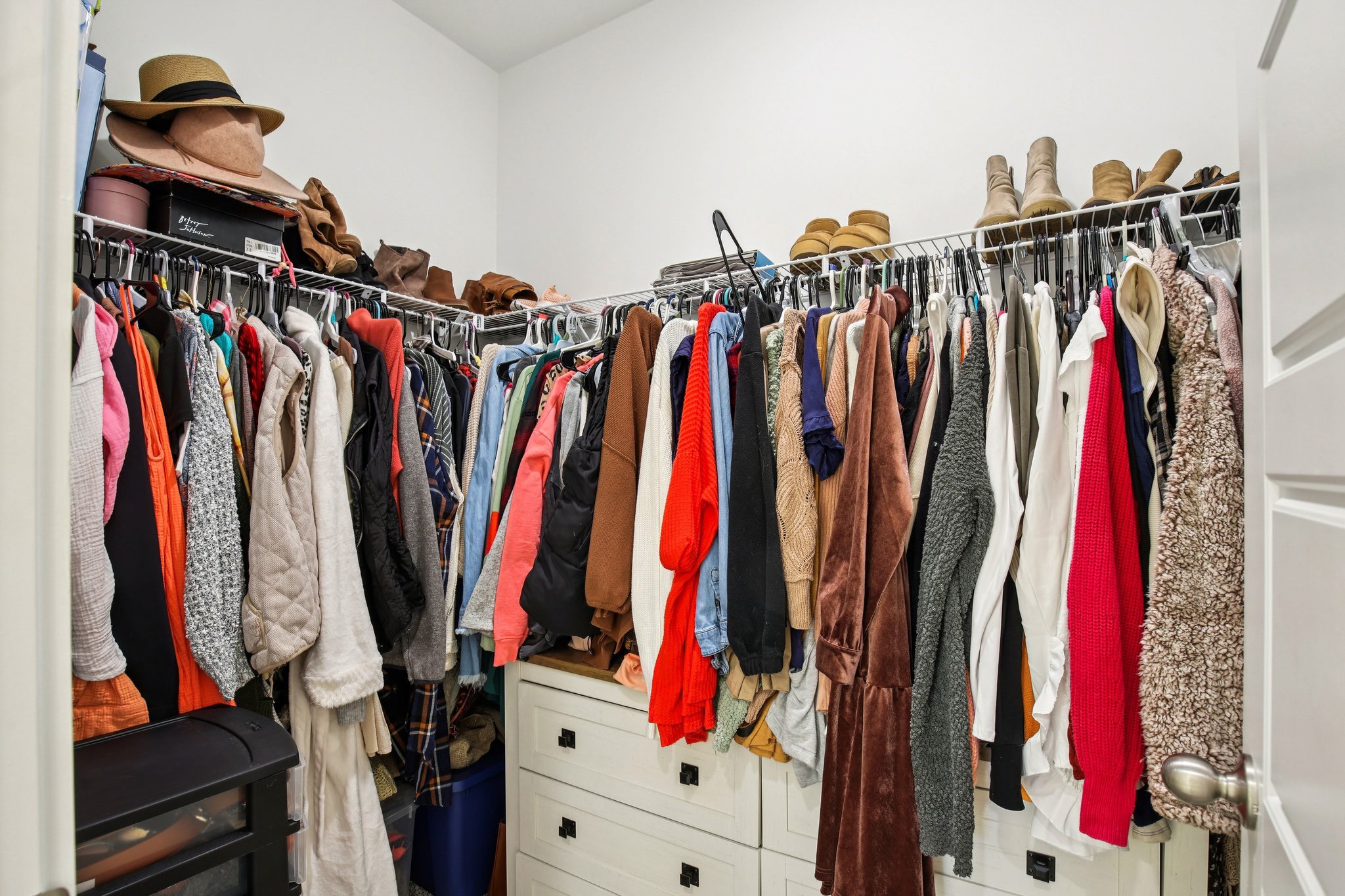 513 Baxter Crossing Lebanon, TN 37087 - Photo 49 of 74 a view of walk in closet with clothes
