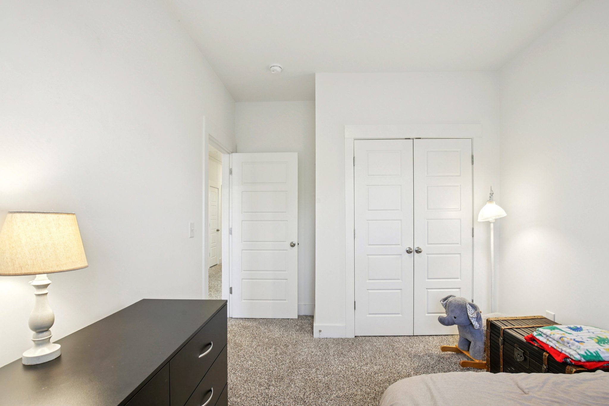 513 Baxter Crossing Lebanon, TN 37087 - Photo 58 of 74 a living room with furniture and a lamp