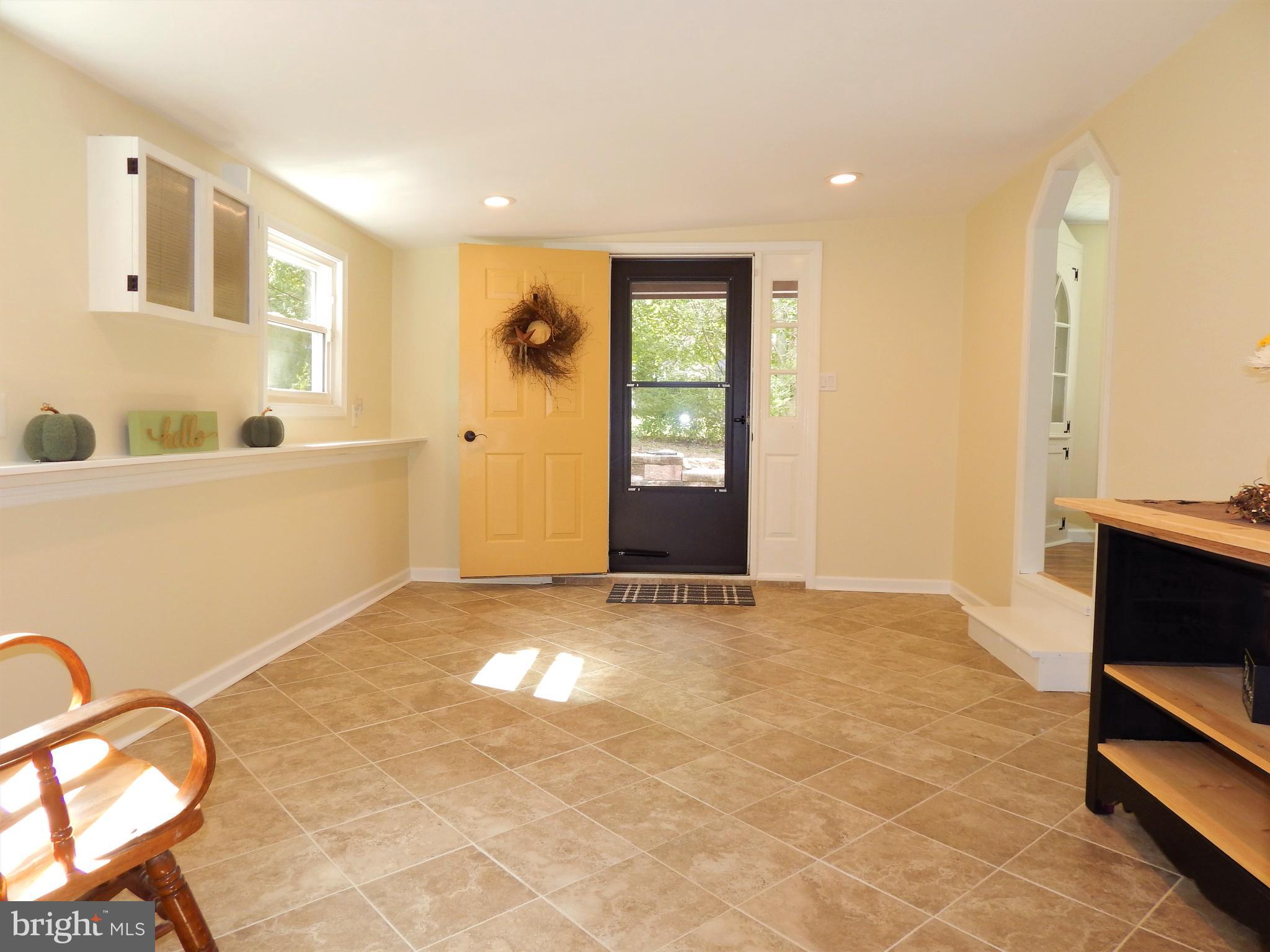 944 Burkholder Road Red Lion, PA 17356 - Photo 5 of 47