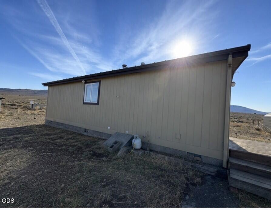 27737 Ford Road Bend, OR 97701 - Photo 2 of 33