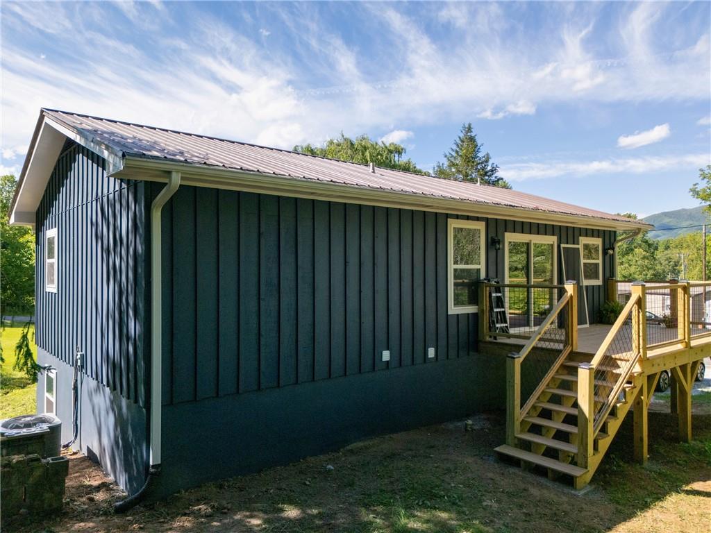 230 Pisgah Road Andrews, NC 28901 - Photo 32 of 38