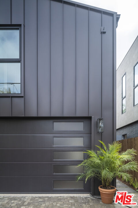 929 Marco Place Venice, CA 90291 - Photo 33 of 38