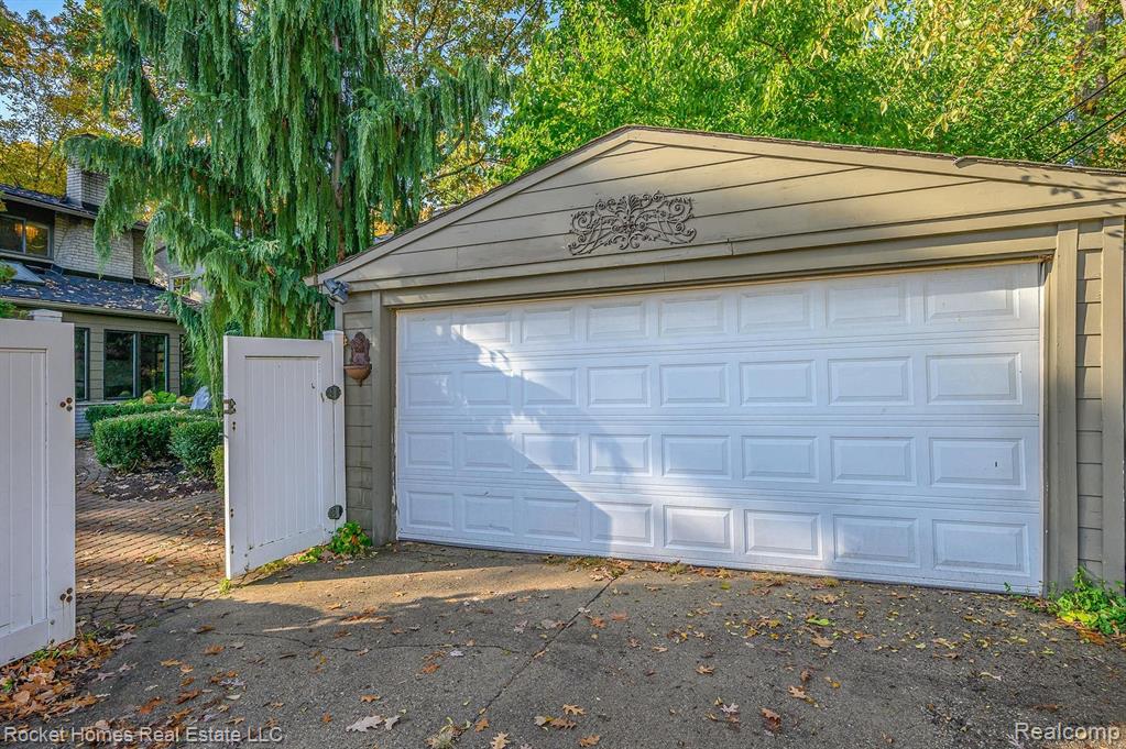 2 Cambridge Boulevard Pleasant Ridge, MI 48069 - Photo 50 of 50