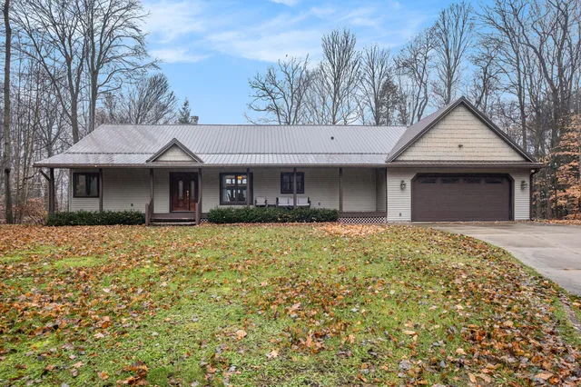 $560,000 | 4581 Maple Island Road, Ravenna, MI 49451