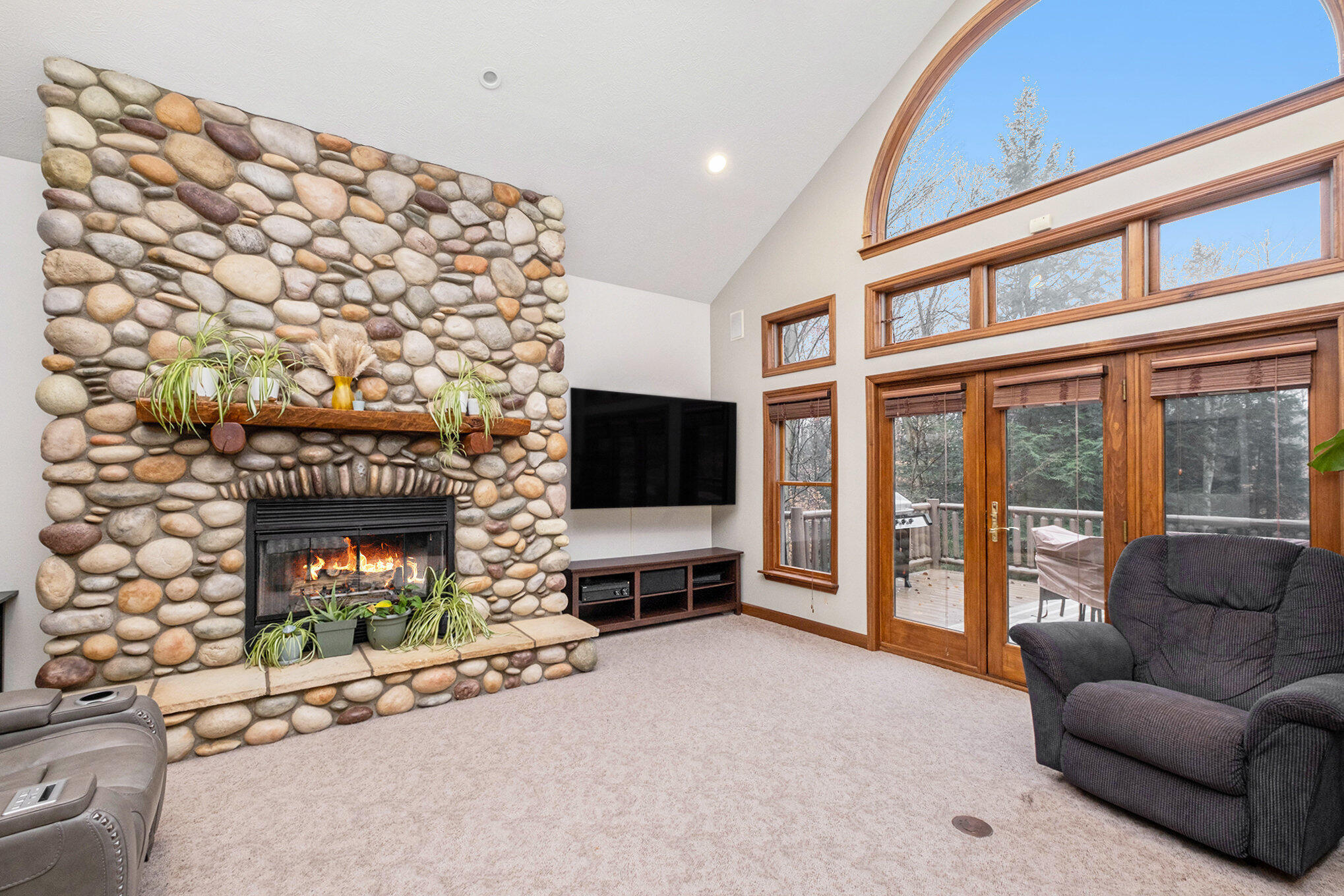 4581 Maple Island Road Ravenna, MI 49451 - Photo 8 of 41 006_file_303