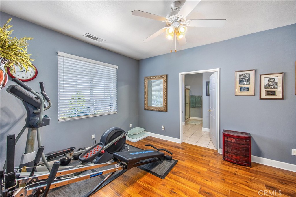 47298 Twin Pines Road Banning, CA 92220 - Photo 37 of 65 Primary bedroom 2 with ensuite bath and walk in closet