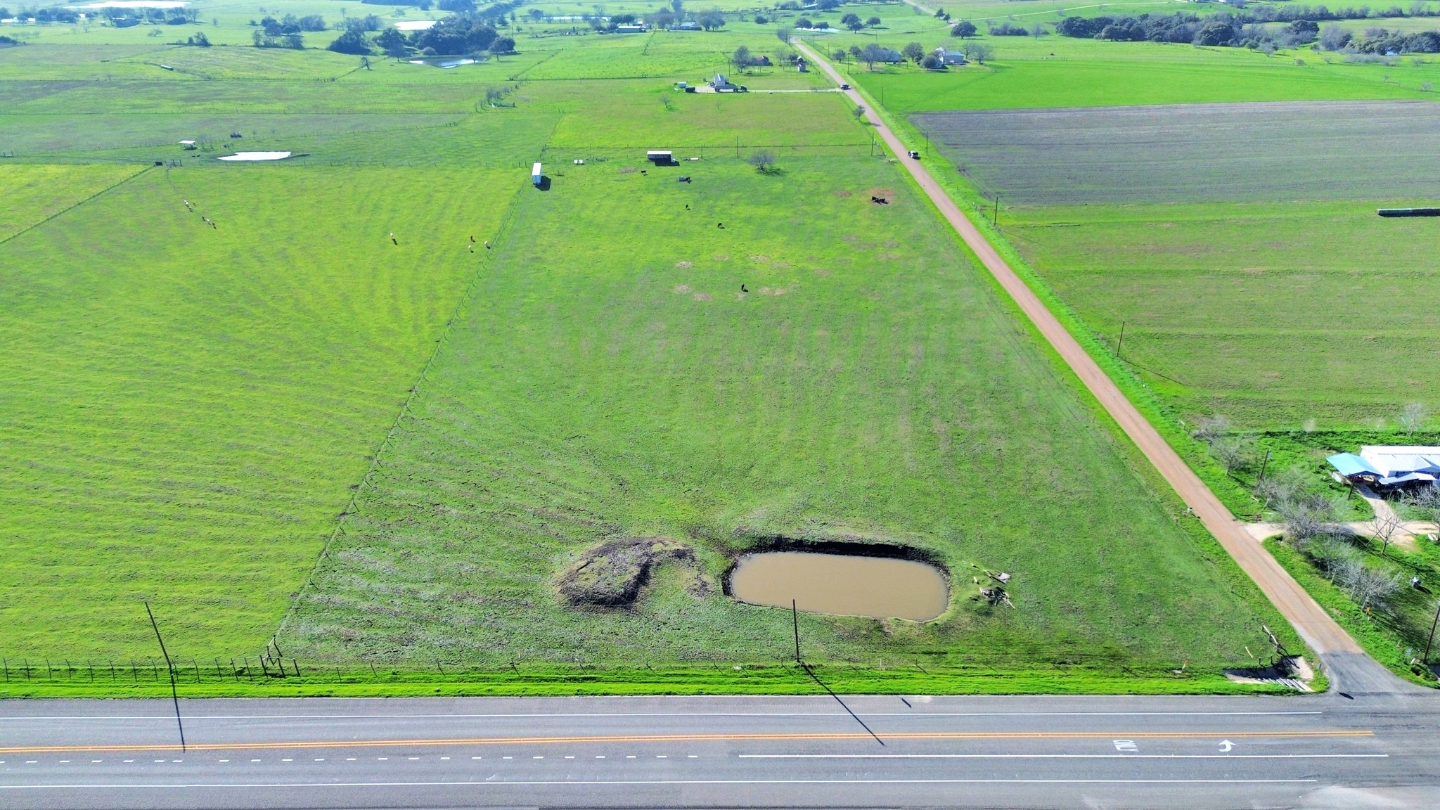 260 High Hill Road Schulenburg, TX 78956 - Photo 2 of 24