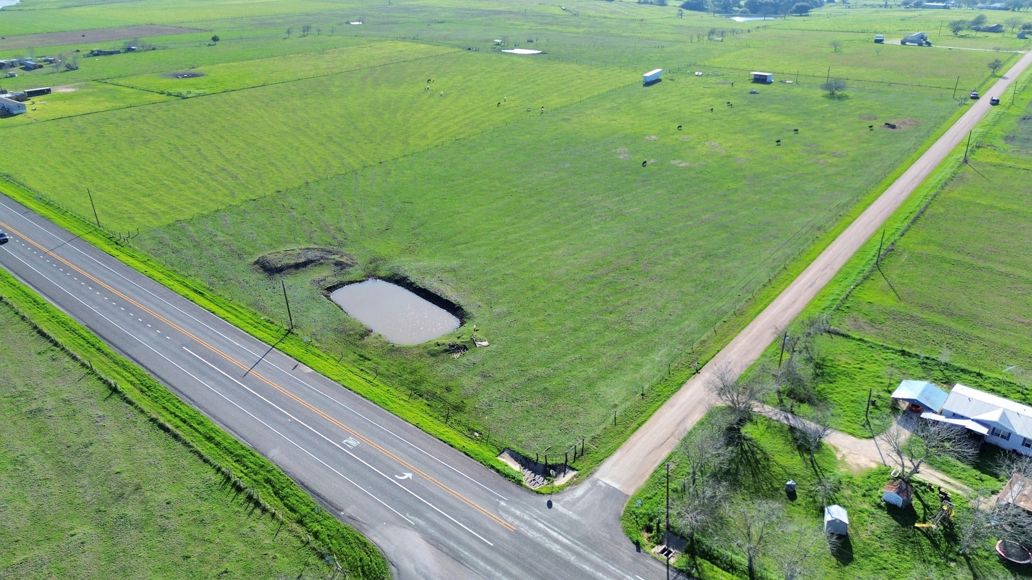 260 High Hill Road Schulenburg, TX 78956 - Photo 4 of 24