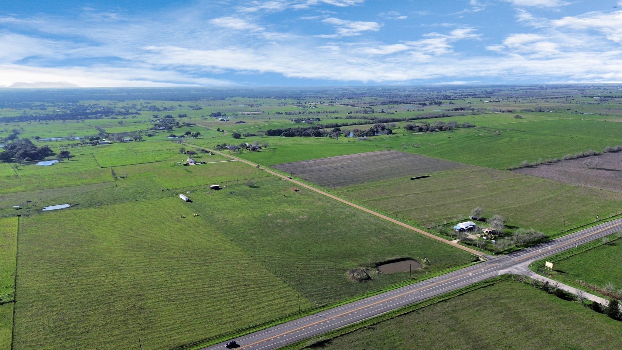 260 High Hill Road Schulenburg, TX 78956 - Photo 6 of 24