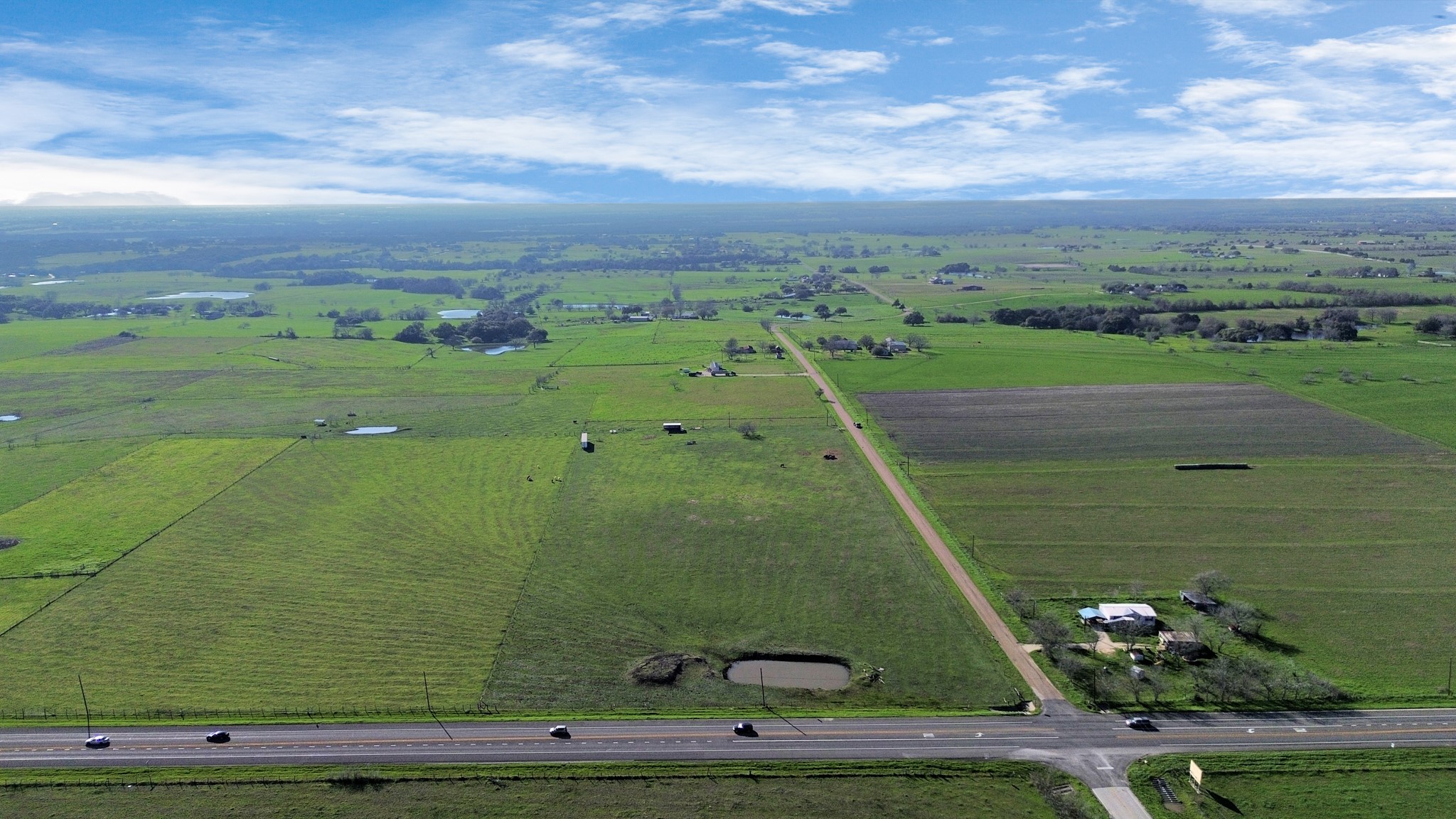 260 High Hill Road Schulenburg, TX 78956 - Photo 8 of 24