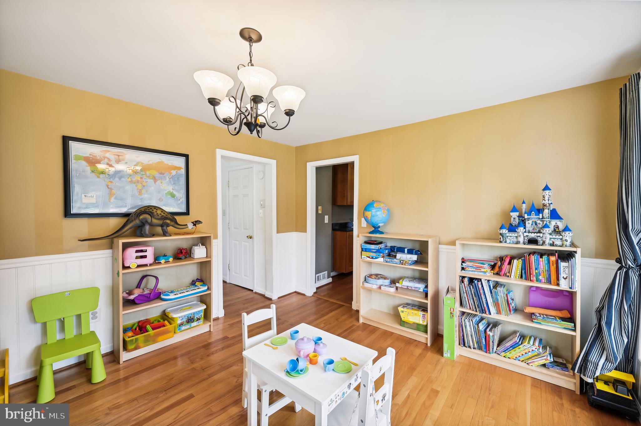 1405 Shefford Road Baltimore, MD 21239 - Photo 15 of 36