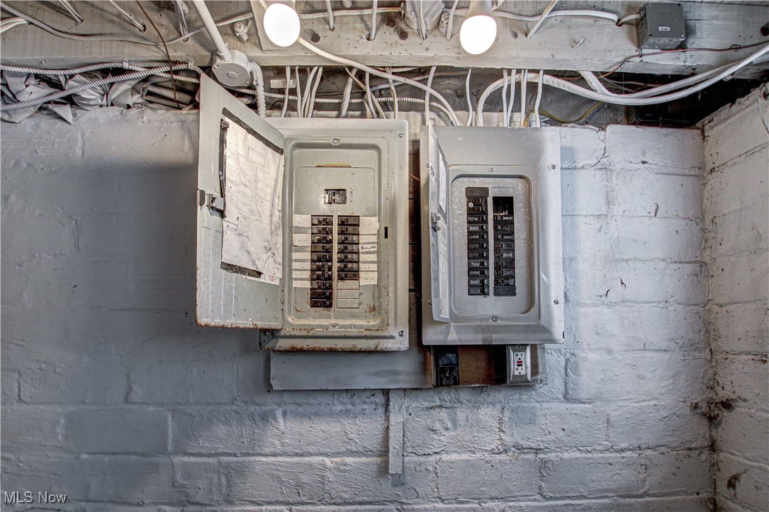 1635 Hillcrest Road Cleveland, OH 44118 - Photo 17 of 38 separate electric meters