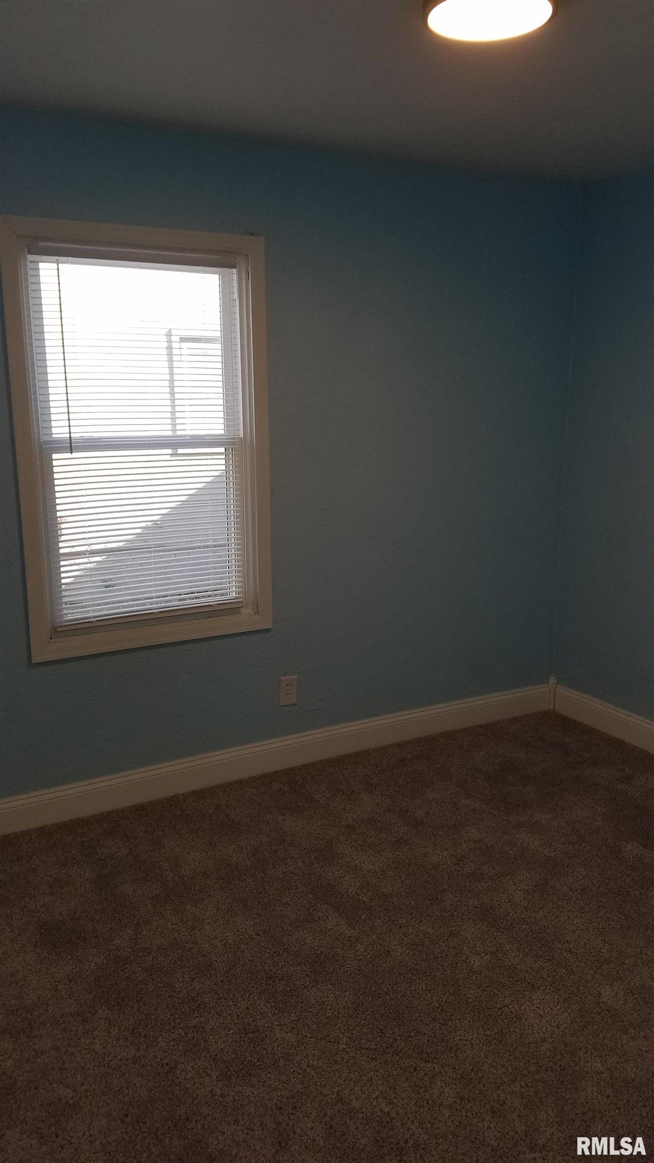 2 Manor Court Springfield, IL 62703 - Photo 8 of 10