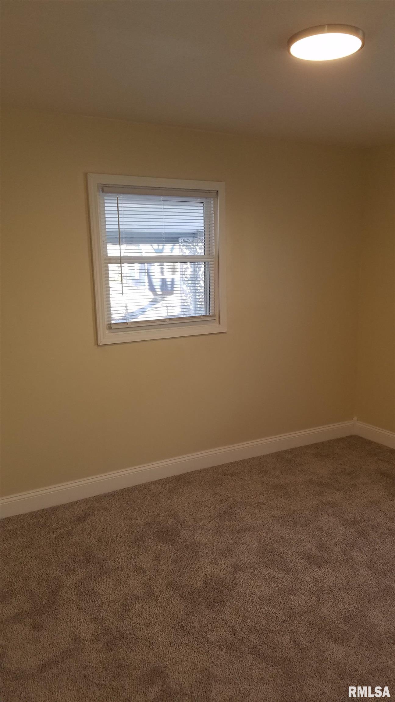 2 Manor Court Springfield, IL 62703 - Photo 9 of 10