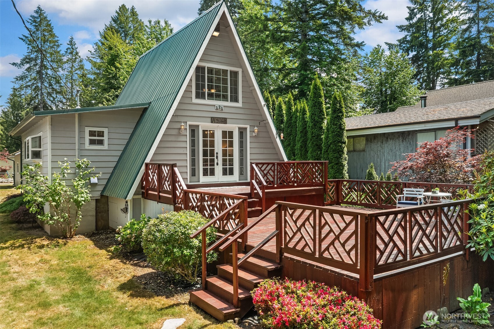 121 Northeast Cherokee Beach Road Belfair, WA 98528 - Photo 2 of 33