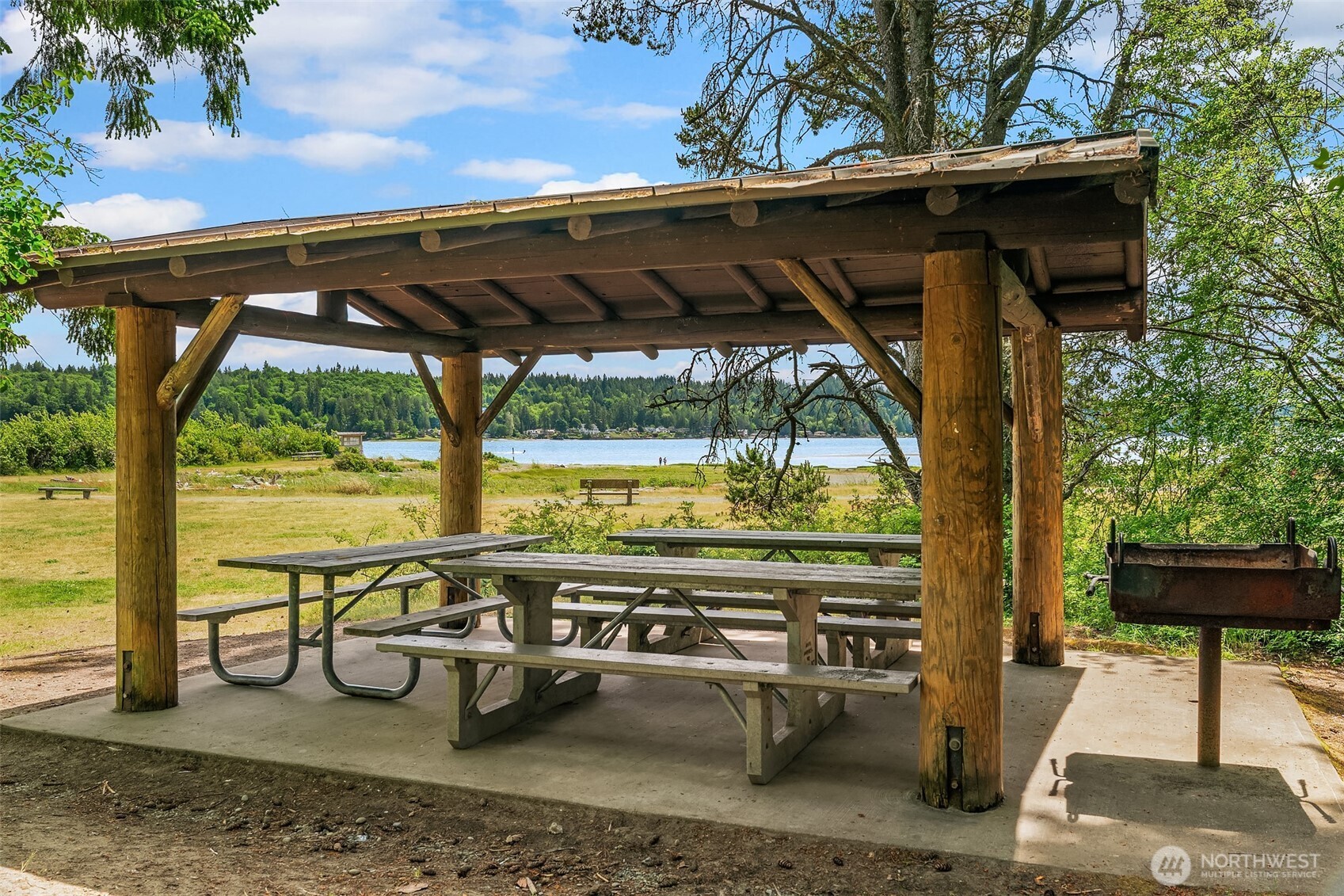 121 Northeast Cherokee Beach Road Belfair, WA 98528 - Photo 30 of 33