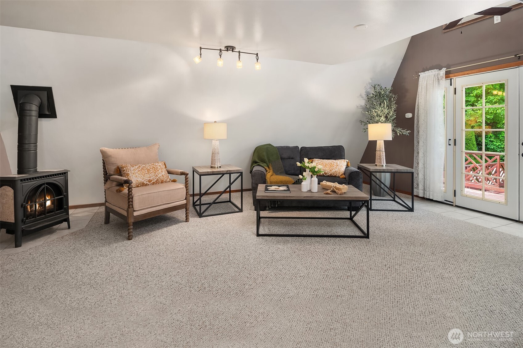 121 Northeast Cherokee Beach Road Belfair, WA 98528 - Photo 5 of 33