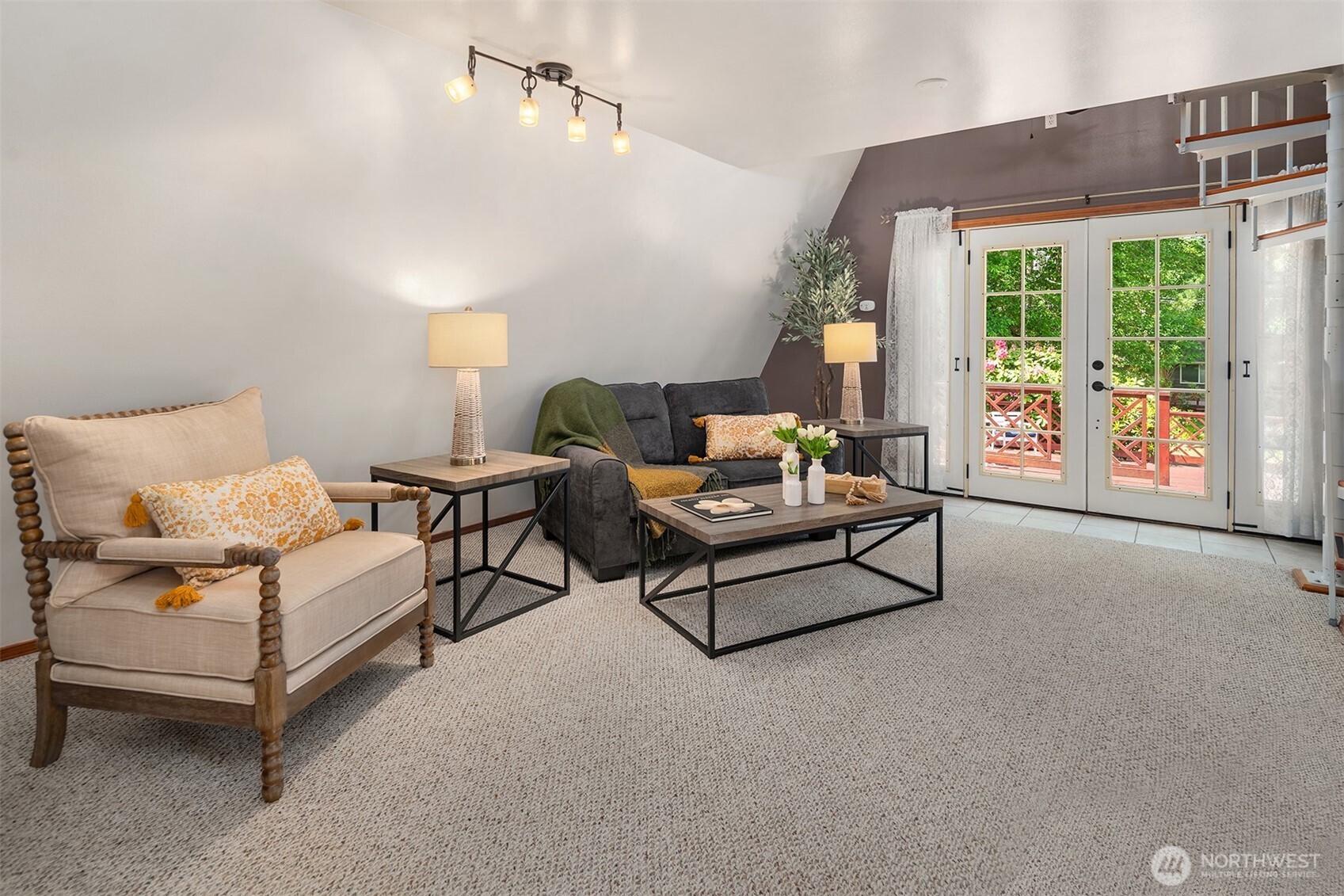 121 Northeast Cherokee Beach Road Belfair, WA 98528 - Photo 6 of 33