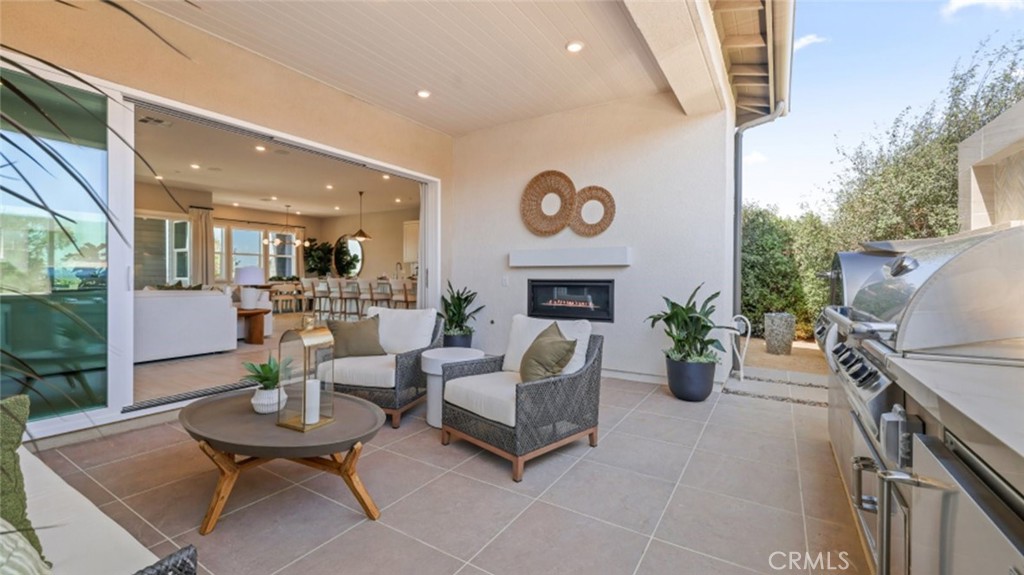 412 Shrike Irvine, CA 92618 - Photo 14 of 56 Photos shown are of model only- not actual homesite.