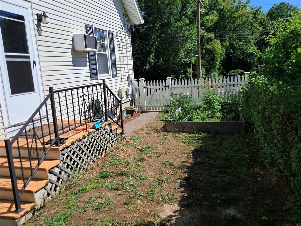 116 Parker Road Wakefield, MA 01880 - Photo 29 of 31