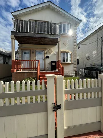 $750,000 | 172-38 125th Avenue | St. Albans