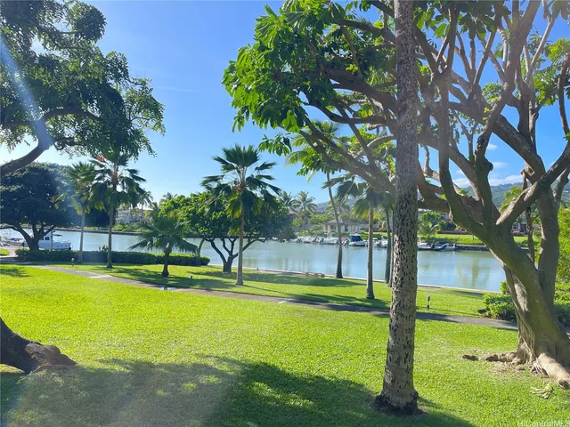 $3,950 | 500 Lunalilo Home Road, Unit 21J, Honolulu, HI 96825