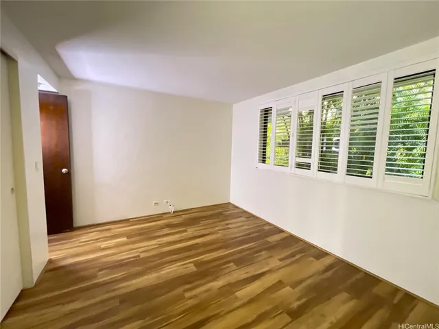 $3,950 | 500 Lunalilo Home Road, Unit 21J, Honolulu, HI 96825