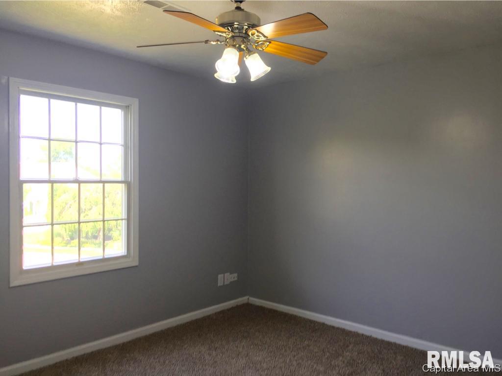 3828 Viking Boulevard Springfield, IL 62712 - Photo 14 of 27 Gallery Image 14