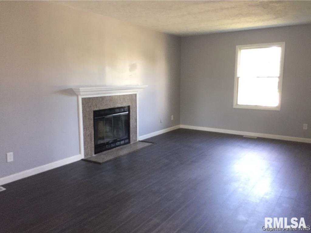 3828 Viking Boulevard Springfield, IL 62712 - Photo 4 of 27 Gallery Image 4