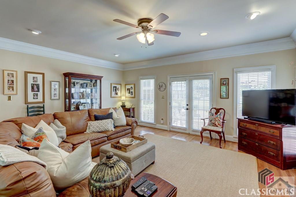 213 West Rutherford Street Athens, GA 30605 - Photo 5 of 69